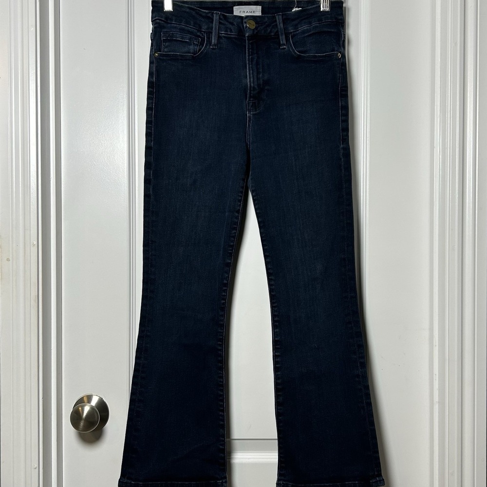 Frame Denim Mid Rise Dark Wash Blue Flare Jeans Quiet Luxury Chic 70s Boho Style